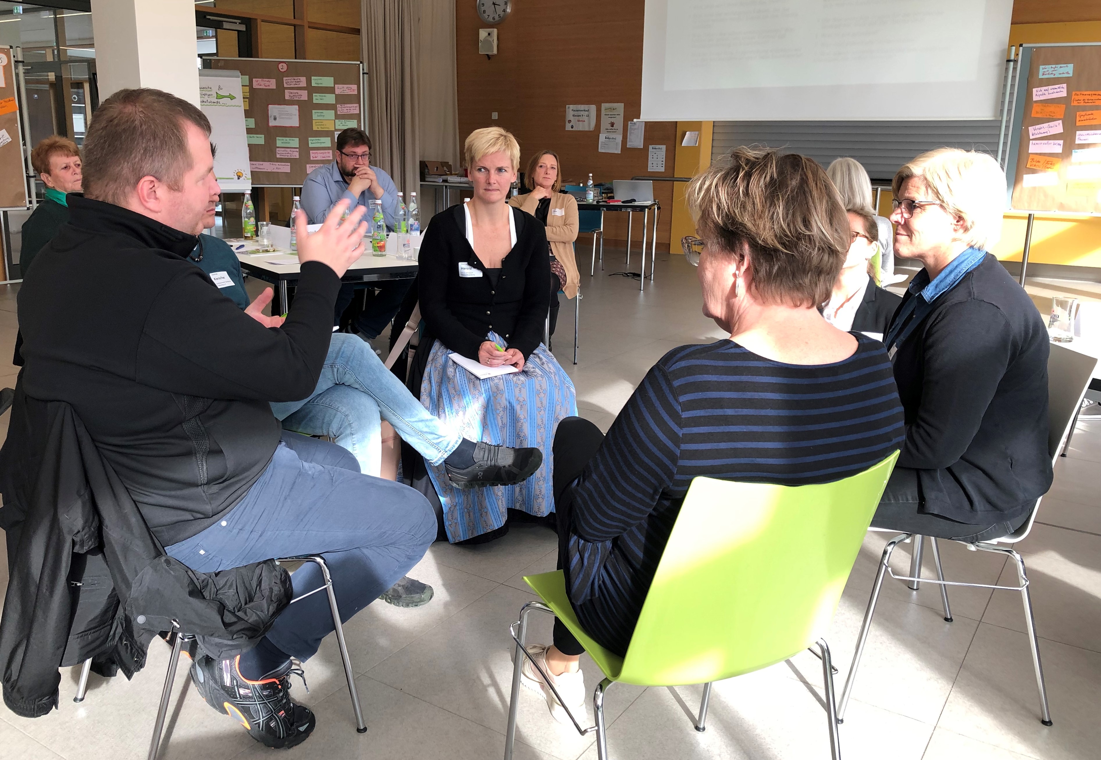 Am 14.September sind in der Vereinsschule die Ehrenamtlichen selbst gefragt: Was wünschen sie sich ihr Ehrenamt betreffend von der Bundespolitik. Foto: Gaby von Rhein